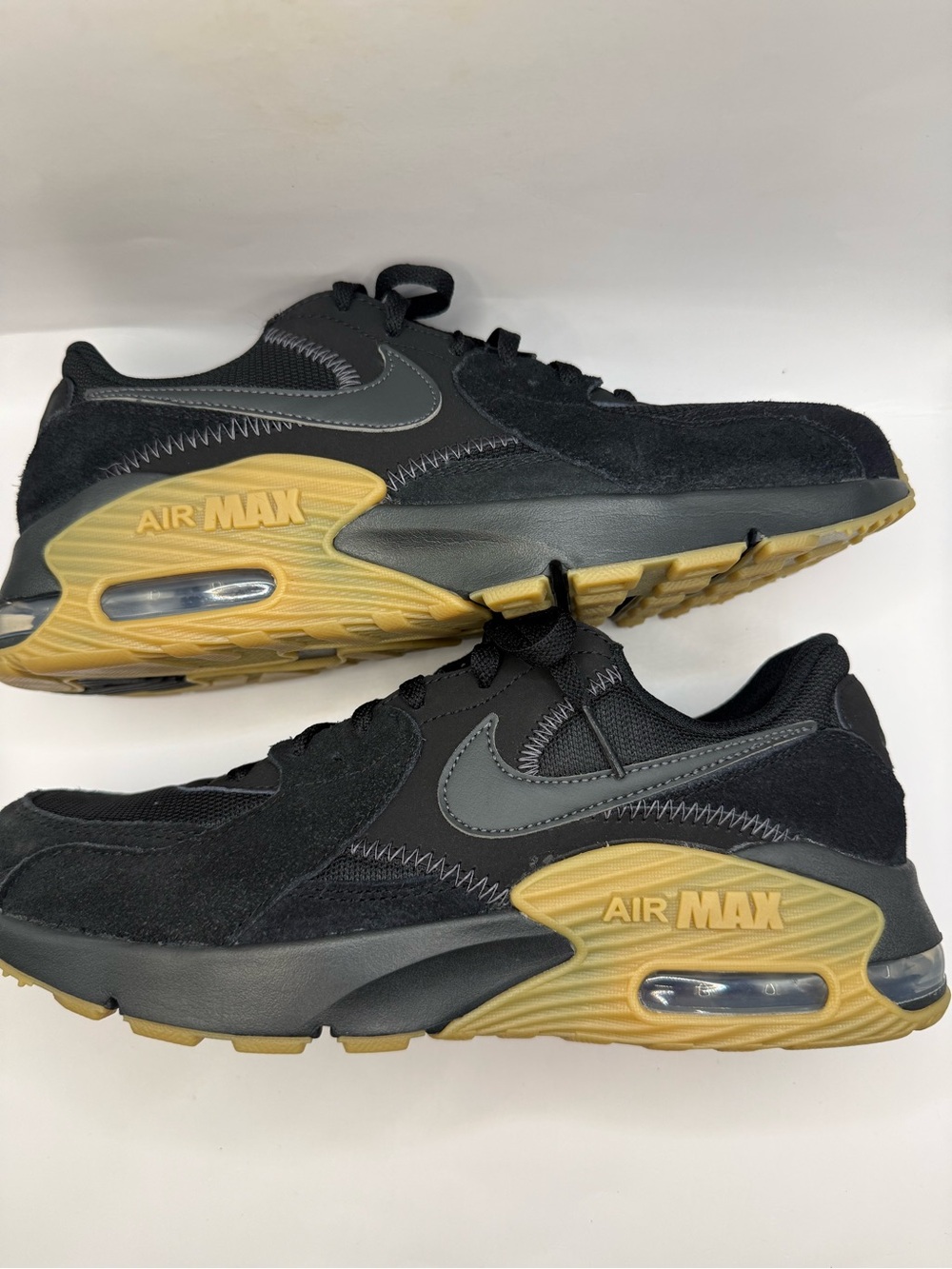 Nike Air Max Excee Black Anthracite Gum Sole Sneakers Men’s Size 9